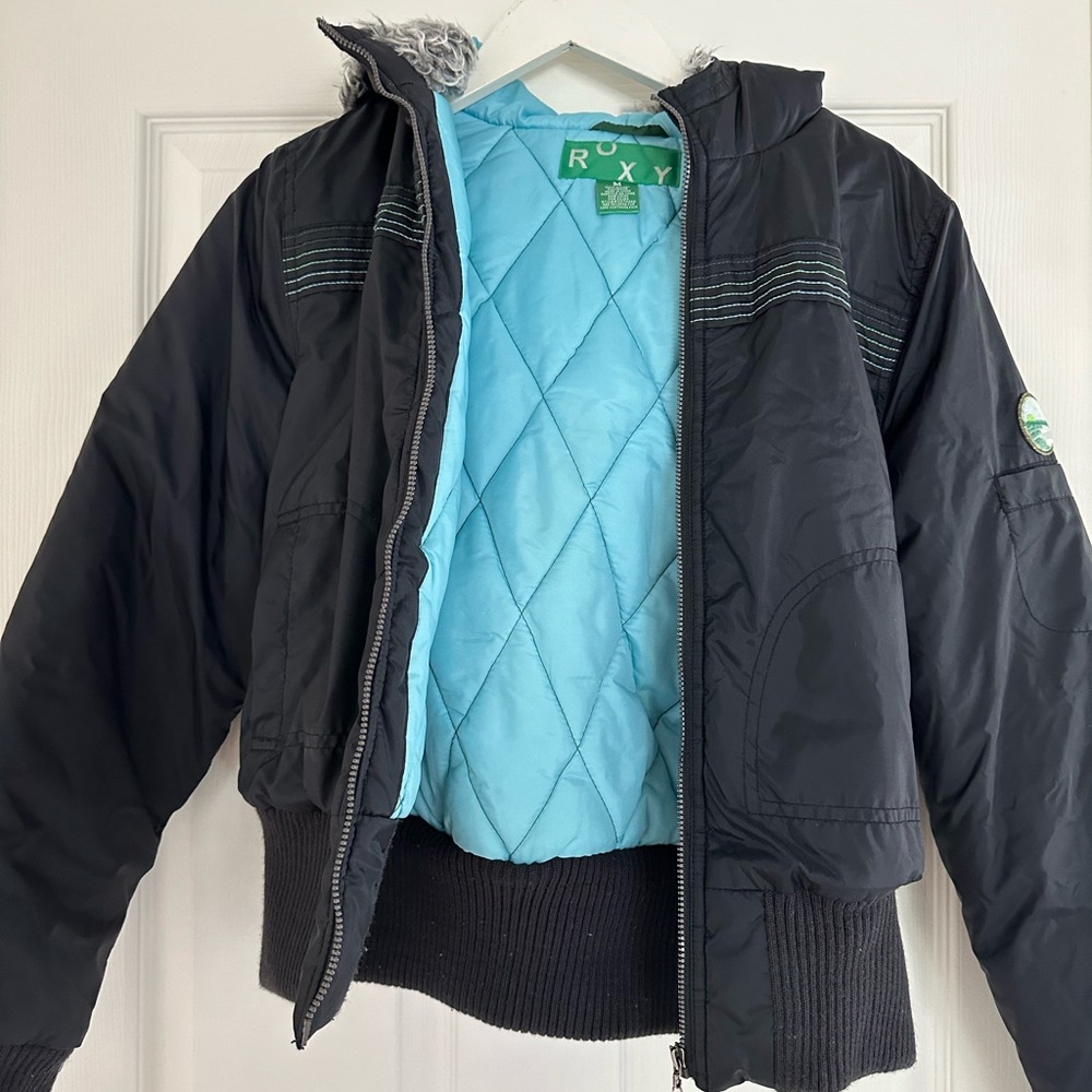 Black Roxy Bomber Puffer - Picture 3 of 3